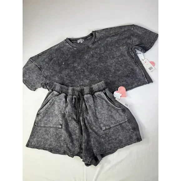 NWT Love 83 Acid Wash Crop Top Drawstring Shorts 3X Black Wash Set 2 Piece - Picture 2 of 7